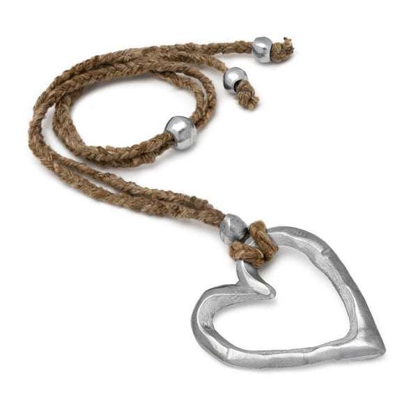 Pendente seta grezza cuore