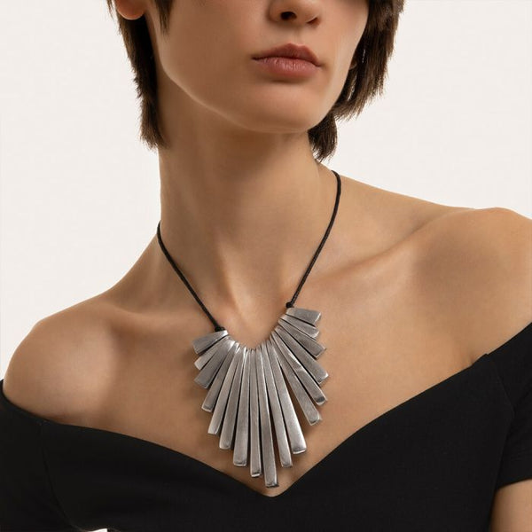 Collana barra irregolari