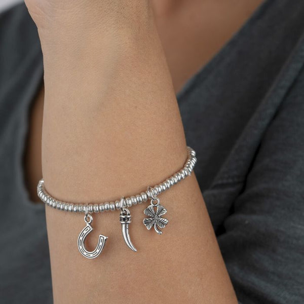Bracciale elastico ciondolo portafortuna