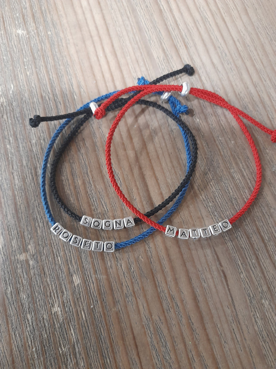 Bracciale lettere cubi 4 mm, a partire da €..