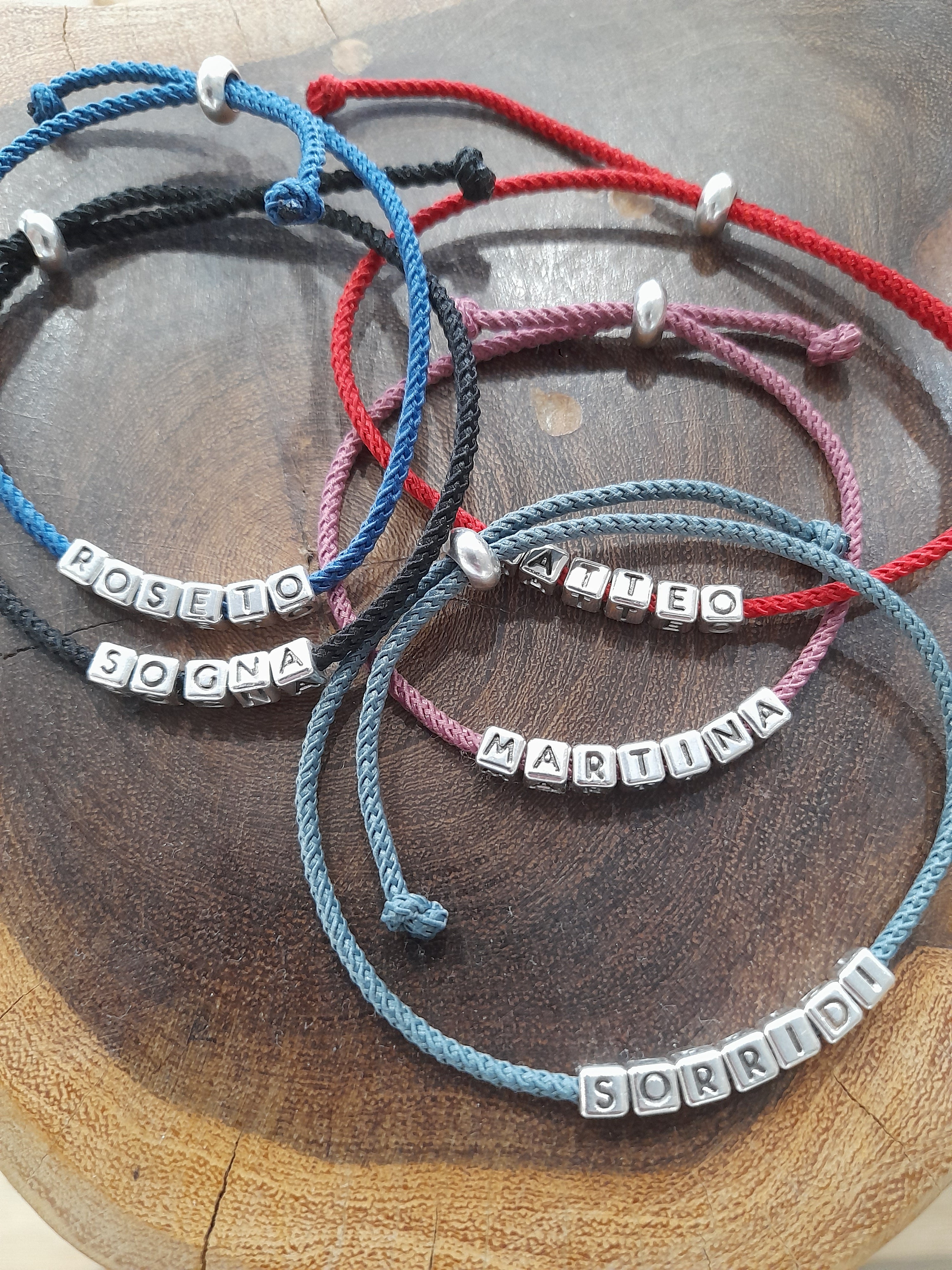 Bracciale Uomo In Corda Nautica Con Lettera Iniziale A-Z | Regolabile 13-27 Cm | Nylon Nero E Acciaio Inox | Regalo Personalizzato Per Ragazzi, Fidanzato, Papà