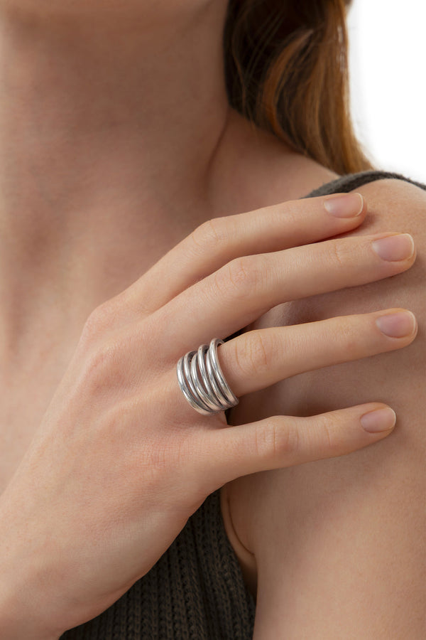 Anello fascia linee bombate