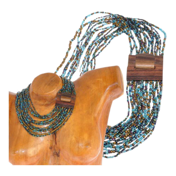 collana con perline e legno