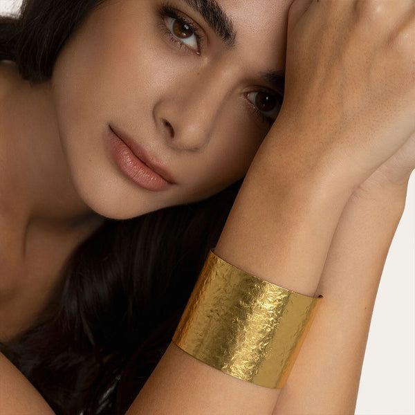 Bracciale fascia battuta