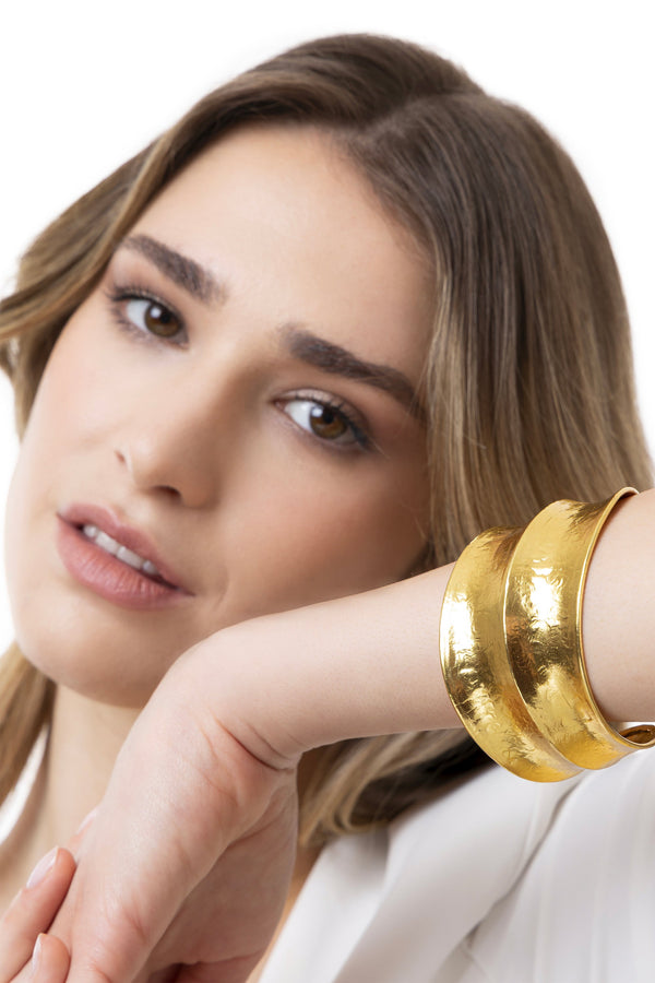 BRACCIALE A FASCIA RIGIDA ONDULATA