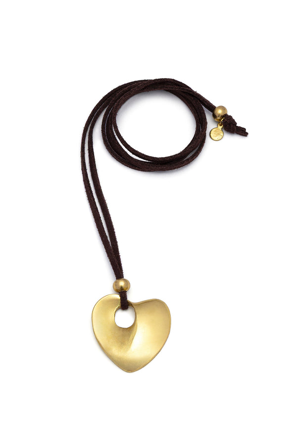 COLLANA CON PENDENTE E SUEDE MARRONE